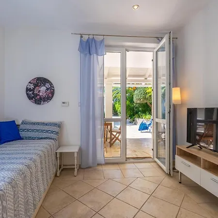 Gardenia Villa *